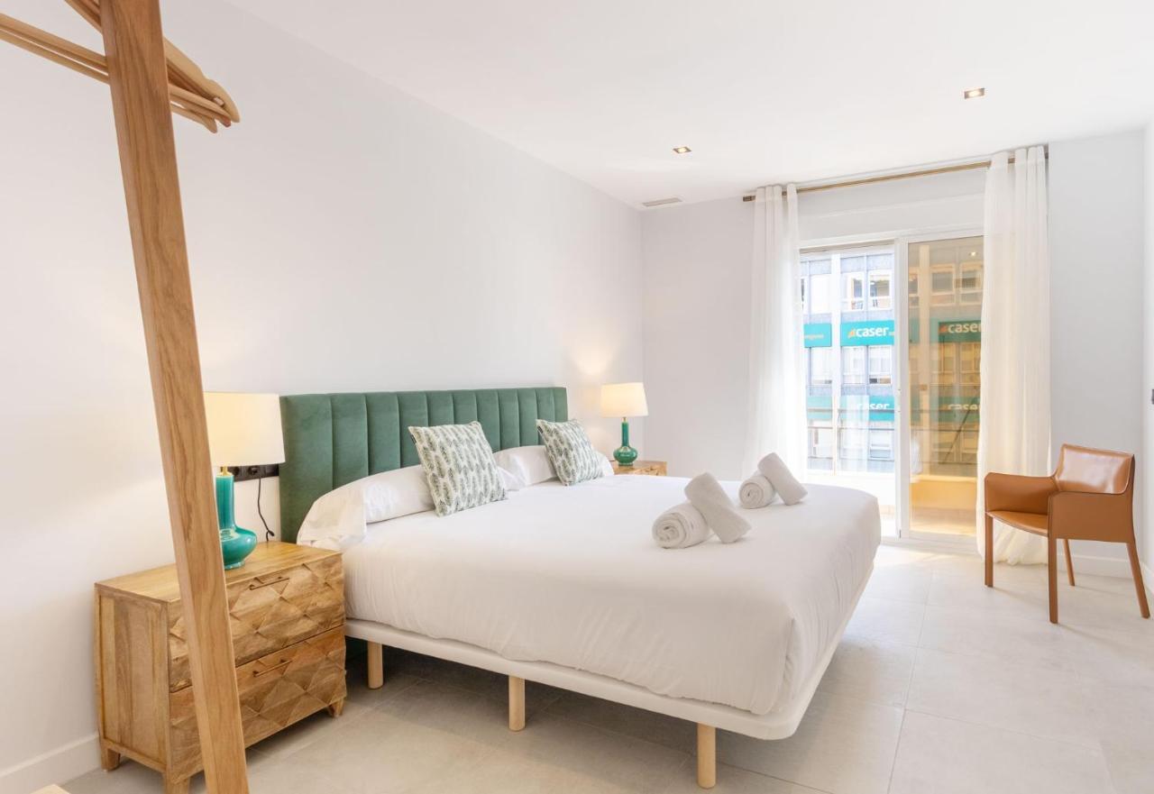 Imagen Metrosol Deluxe By Valcambre Apartment Seville Luaran gambar