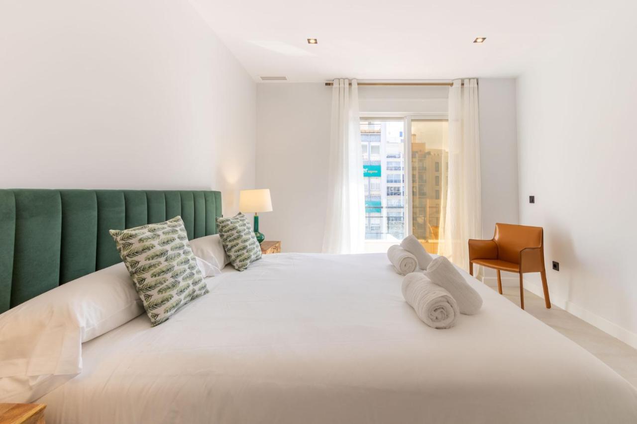 Imagen Metrosol Deluxe By Valcambre Apartment Seville Luaran gambar