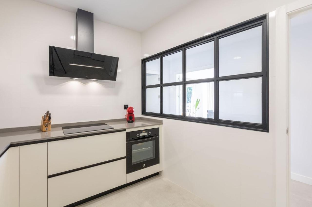 Imagen Metrosol Deluxe By Valcambre Apartment Seville Luaran gambar