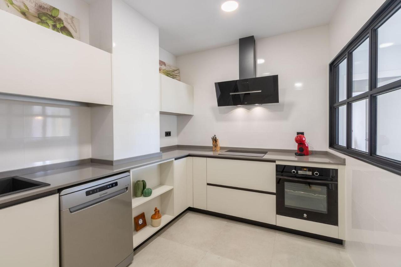 Imagen Metrosol Deluxe By Valcambre Apartment Seville Luaran gambar