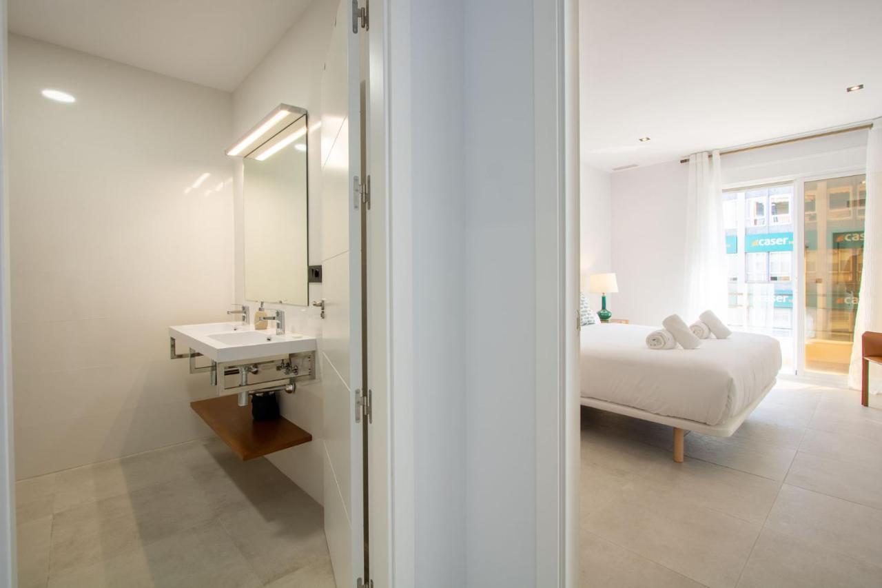 Imagen Metrosol Deluxe By Valcambre Apartment Seville Luaran gambar