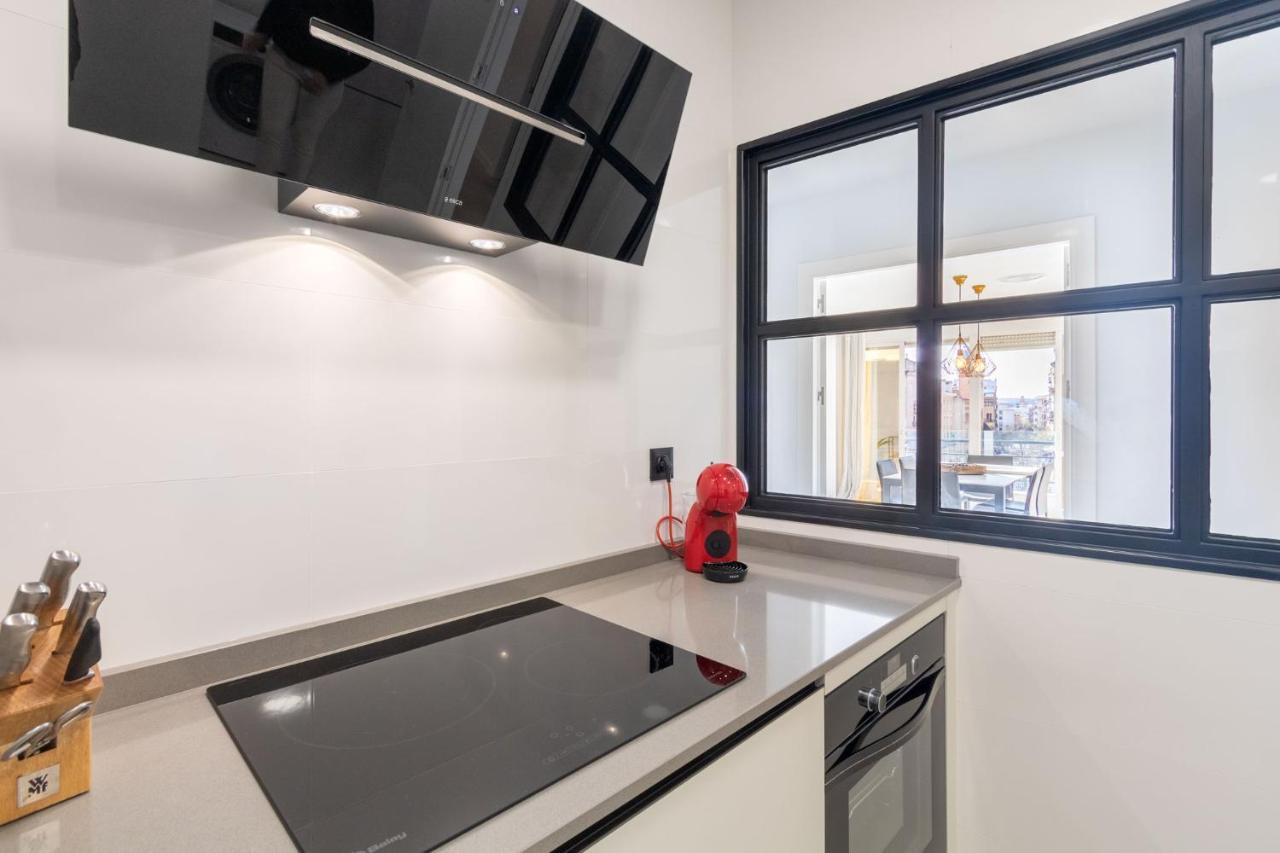 Imagen Metrosol Deluxe By Valcambre Apartment Seville Luaran gambar