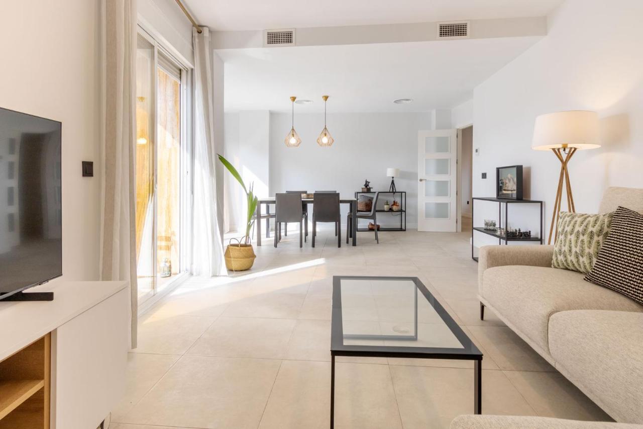 Imagen Metrosol Deluxe By Valcambre Apartment Seville Luaran gambar